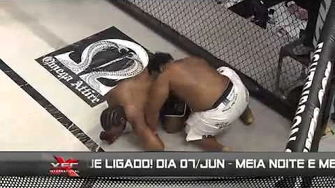 XFC na RedeTV!: O 'gordinho' Chris Barnett arrasa ...