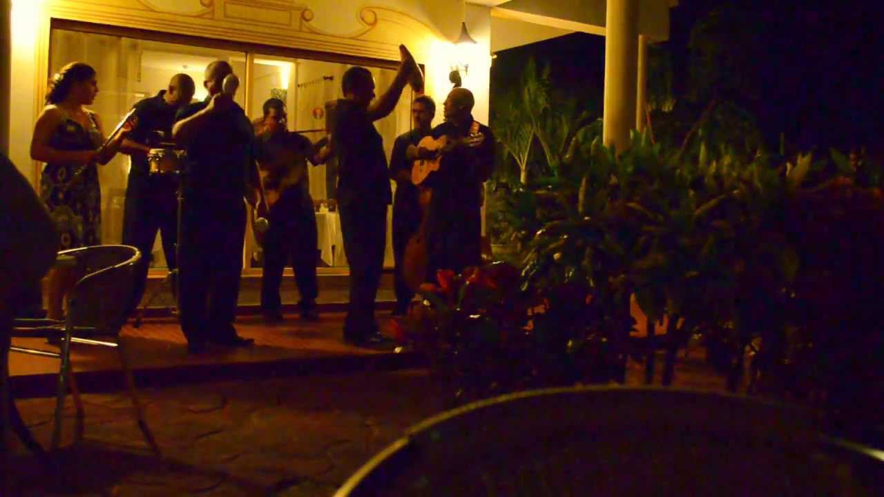 Hasta Siempre Comandante, Son Cubano. Meliá Sol Pelícano, Cayo Largo. - YouTube