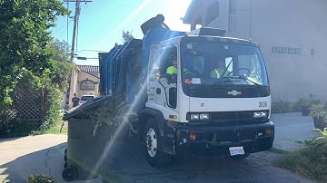 Republic Services Chevrolet Mini Amrep Octo 2636 in action!