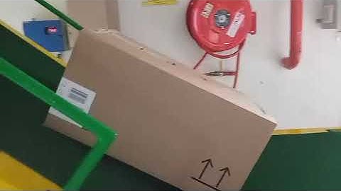 Cartonbox loading unloading conveyors Macro conveyors 99445 54409