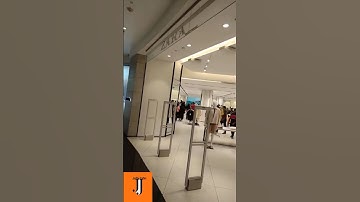 Encapsulation in Python 🔐 | Real Life Example – Phoenix Mall | Learn OOP Easily #shorts #python