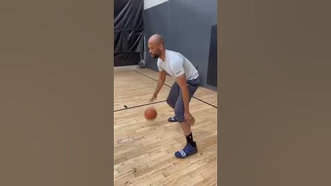 Ball Handling Drill of the Day with Taj Gibson!! #jushoop #shorts