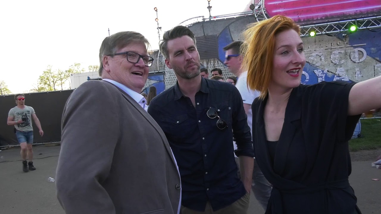 Ik Ben Zoals Ik Ben - Aflevering 2: Ik moet backstage! Deel 1