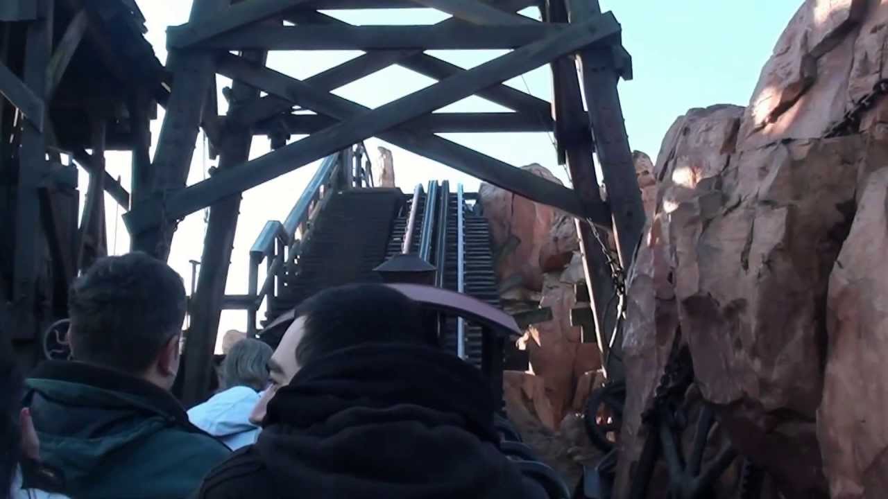Train de la mine (big thunder mountain) disneyland Paris 2012