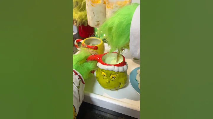 The Grinch movie night 🎄🎁💚 #movie #asmrsounds #asmr #christmas #shorts #viralshort #short