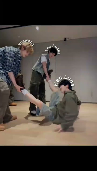 Collab first day @yoawnnn & @Lee_Sunha1 & @Admin_tatilga_chiqdi 🎀 #collab #txt #moa #fypviralシ