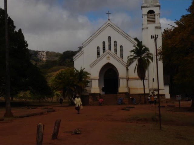 Zimbabwe Roman Catholic Shona Song - Zvikomborero class=