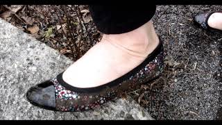 Dexflex Claire Black Flowered Scrunch Flats