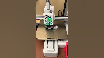 Amazing 3D Printed Keychain Time Lapse! 🤩 | Bambu Lab A1 Mini