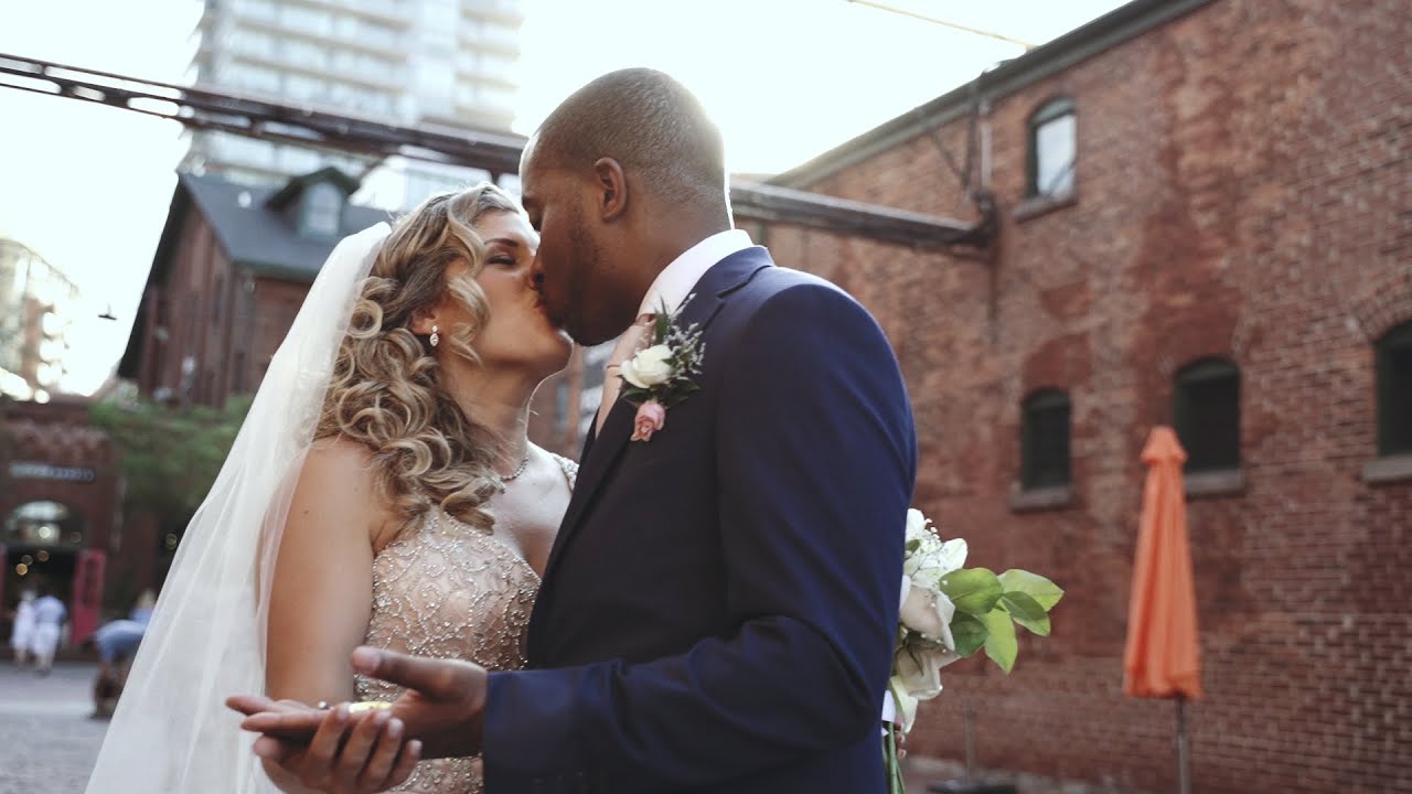 Distillery District Archeo Wedding | Elizabeth + Dwayne
