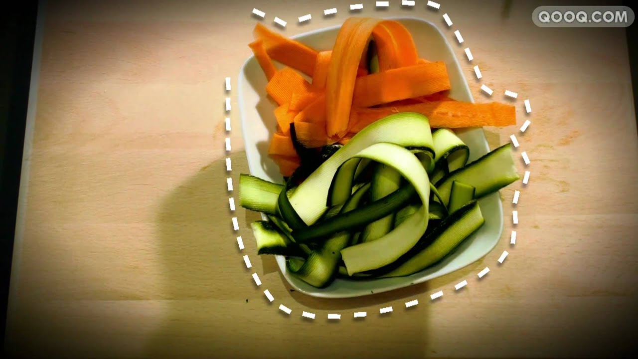 Technique pour tailler des tagliatelles de légumes 