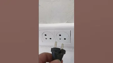 Французская розетка Legrand сильно отличается