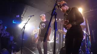 Download Lagu 'Diamonds On The Soles Of Her Shoes', Mankala Plays Graceland @ Komedia, Brighton, UK, 19/09/18 MP3