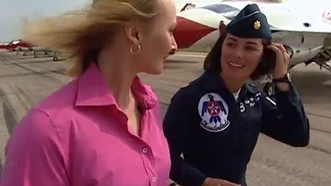 CNN Alex Quade's F-16 Ride-along With Female Thund...