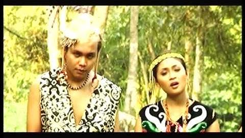 Achik & Siti Nurdiana - Pengigat Pesulu (Official Music Video)