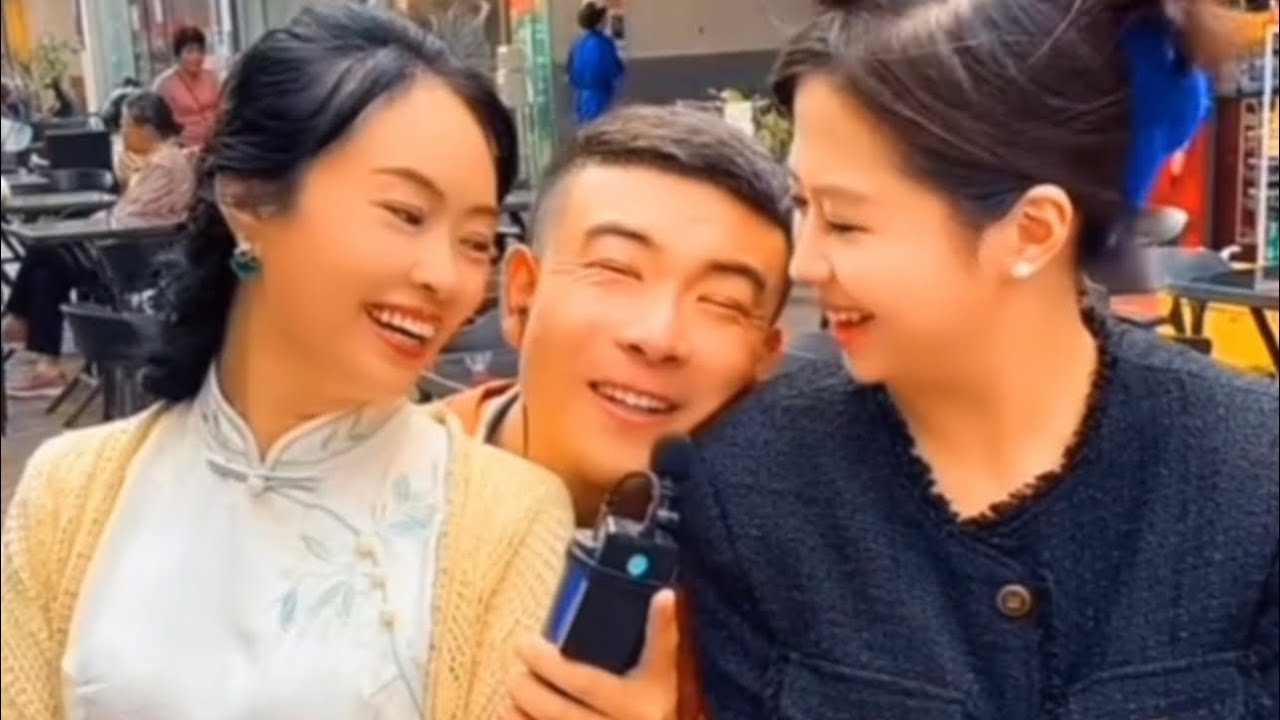 元帅户外搞笑撩母女