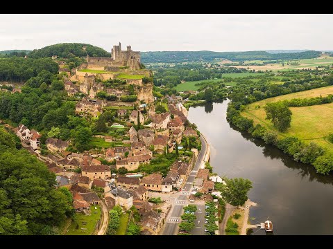 Vidéo: Les Plus Beaux Villages de France