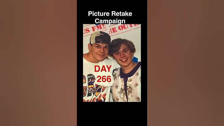 DAY 266 Mark Wahlberg Picture Retake Campaign #markwahlberg #wahlburgers