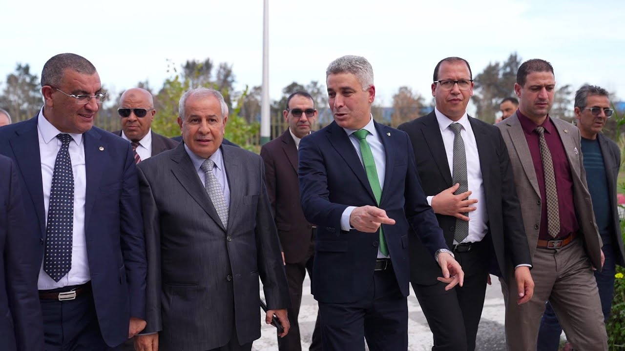 زيارة الرئيس المدير العام لسوناطراك ووالي ولاية عنابة لمؤسسة فرتيال بعنابة