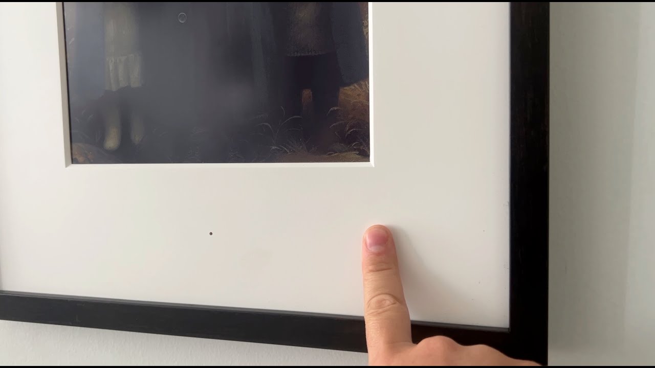 Fraimic Prototype: Changing Art With a Tap