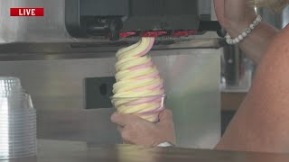 Whip Delight shows how to make the perfect swirl while live at the World Food and Music Festival screenshot 4