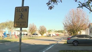 Man injured in shootout with Brazoria Co. deputies in Manvel was out on parole for 1998 murder c...