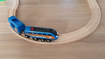 Brio : le pont et tunnel cascade Smart Tech Sound