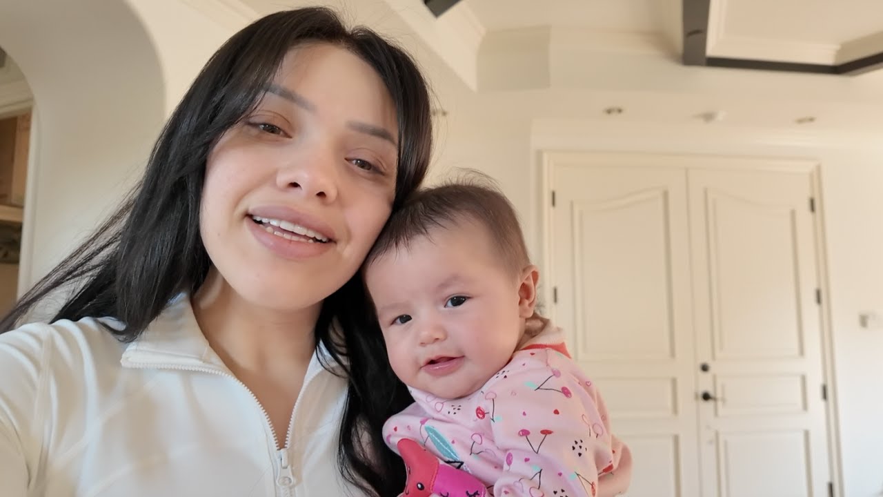 LIFE WITH OUR NEW BABY | Coming Home, Meeting the Family