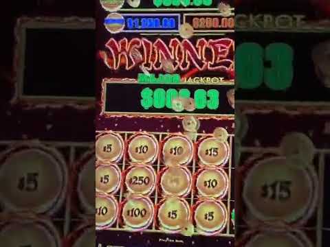 77777 Games - Free Slot Machines - Sizzling Hot Deluxe 77777