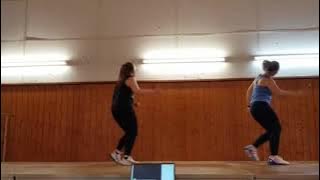 'Walk of life dire straits' Zumba®.    chore de Marlon alves par Juju et Sabrina