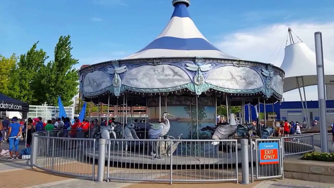 BCBSM Riverfront Run,  Featuring Rivard Plaza on Detroit River walk