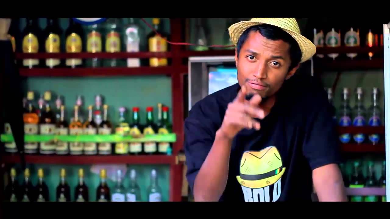 Ngah Zety  - Bolo (Hira sy rakitsary ofisialy Ngah 15 Taona)