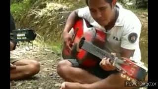 Lagu nya pas buat yang lagi galau... Gitar anak rantau