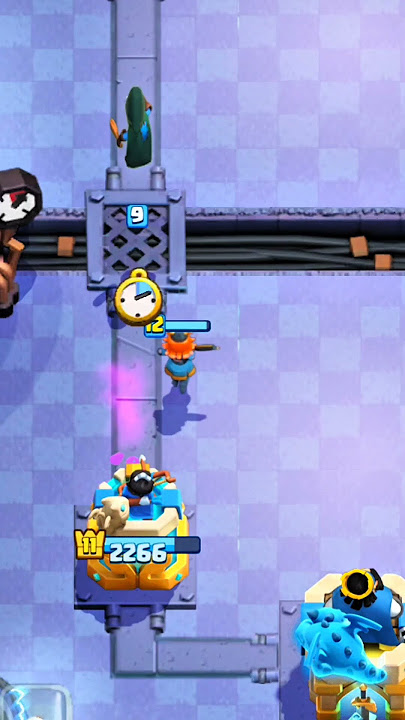 BANDIT BREAKS THE ICE! Valkyrie Rage Out speed Hog Cycle Defence!