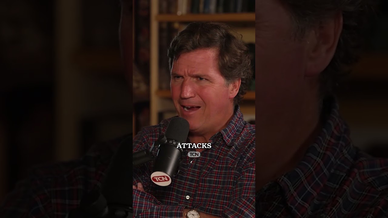 Tucker Calls Out Mike Huckabee