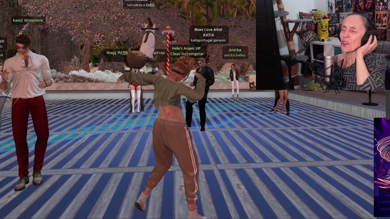 KATIA singing LIVE from Secondlife