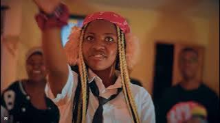 Dee Baddest ft Various Artist -Takomesa (  Video)