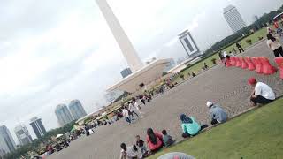Jalan sore di monas