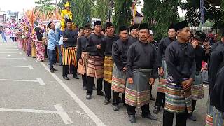 PROSESI MENGANTAR ANAK PANCAR #PAWAI BUDAYA KUANSING PROSESI MENGANTAR ANAK PANCAR #PAWAI BUDAYA KUANSING