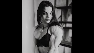 Anastasia Leonova Bulging Biceps and Muscle