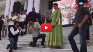 सांसद मनोज तिवारी ने अनुष्का के लिए पार कर दी हदें नज़र आया बदला रुप Manoj Tiwari Breaks Norms