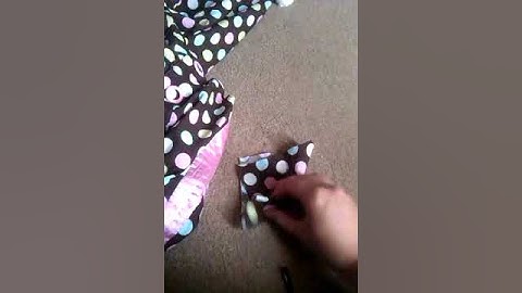 How to make homemade catnip toy. Kitten playing.