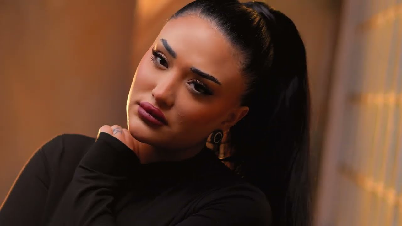 BİR YOL ONA BİR YOL BANA - NURSEDA BİNİCİ - (Official Music Video)