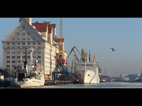 География 9, §36 "Европейский Северо-Запад. Население, природные ресурсы и хозяйство", Домогацких.