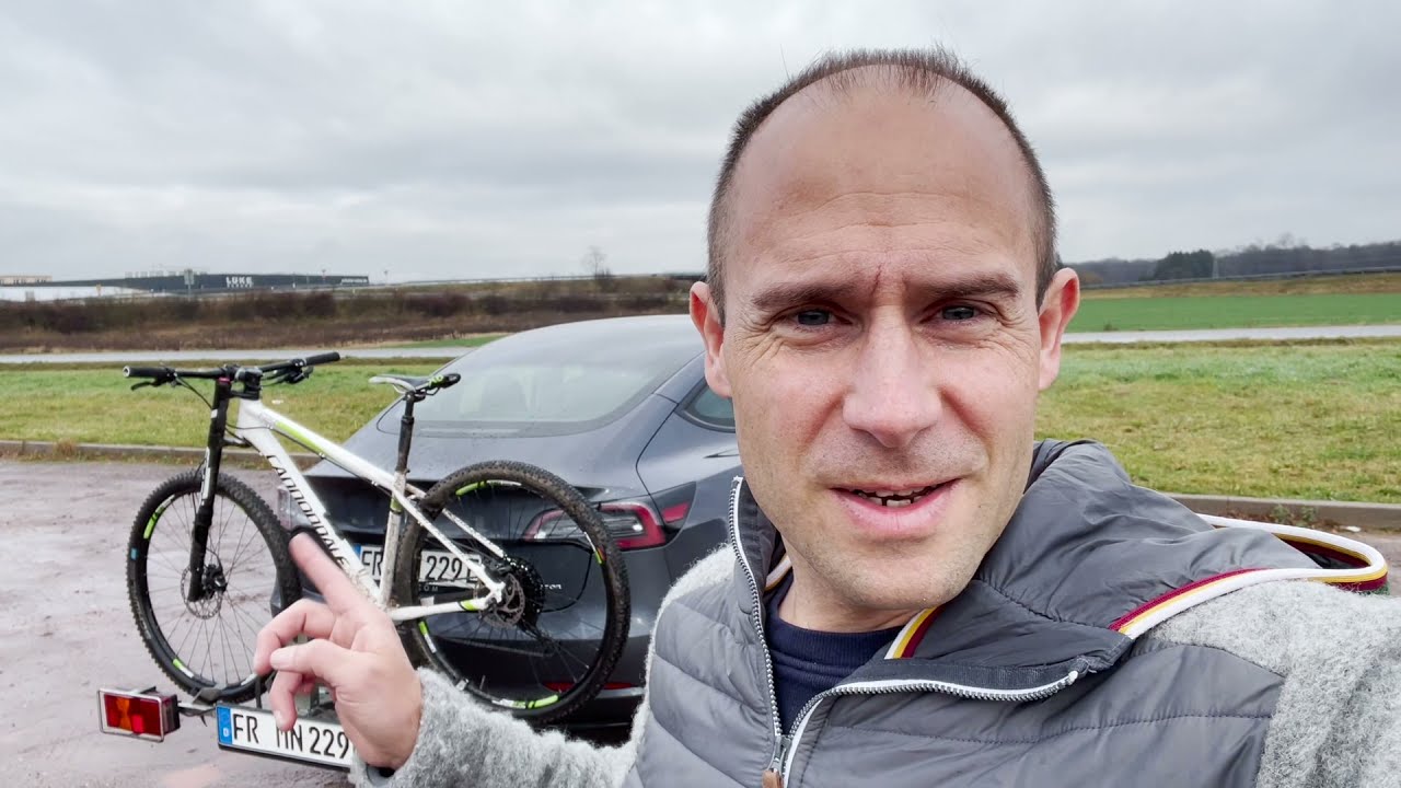 Verbrauch Tesla Model 3 Mit Heck Fahrradtr ger YouTube verbrauch-tesla-model-3-mit-heck-fahrradtr-ger-youtube