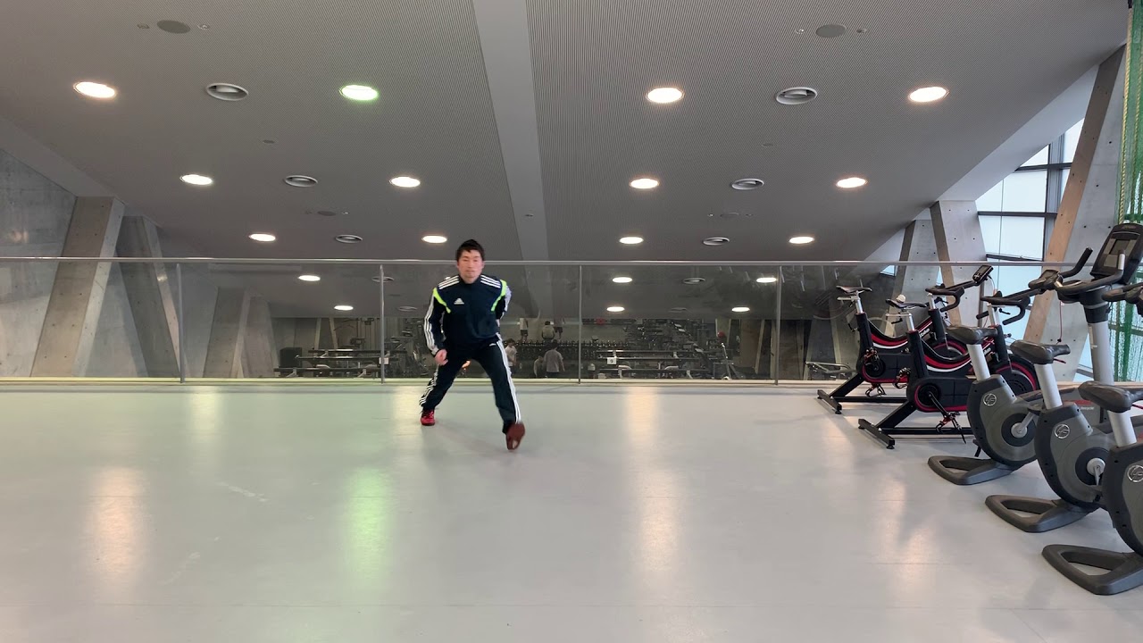 ステップから抜重　斜め前