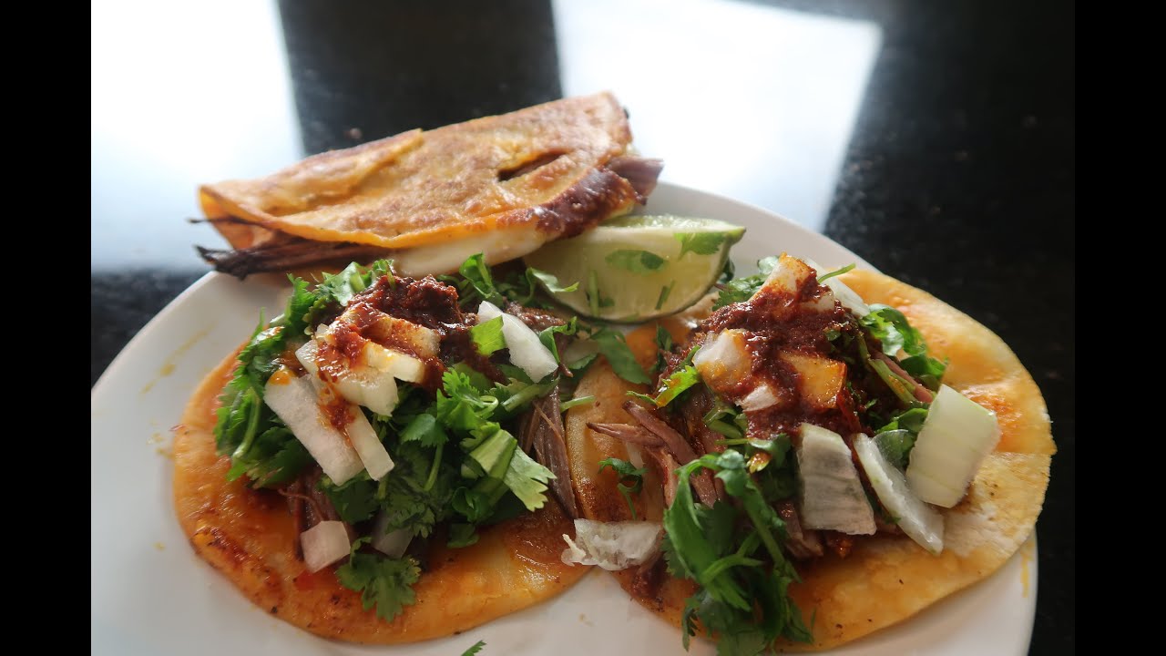 How to make Slow Cooker Birria de Res including Tacos, Quesatacos, and ...