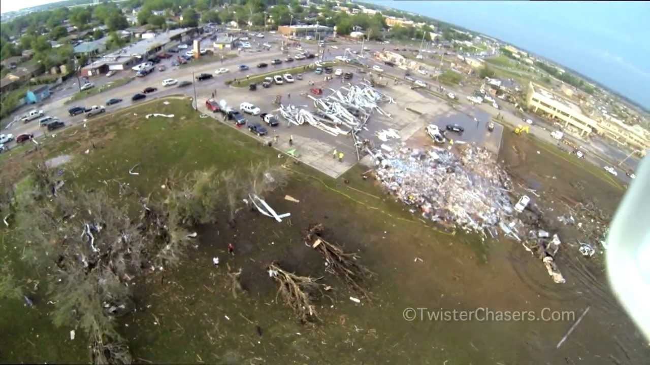 Oklahoma Tornado - AERIAL FOOTAGE of Moore, OK - YouTube