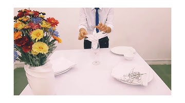 10 kiểu xếp khăn đơn giản trong nhà hàng