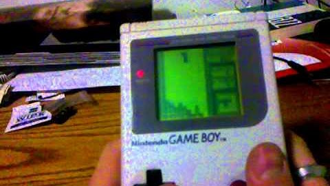 Tetris gameplay on original gameboy+update